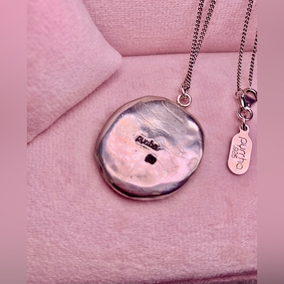 Pyrrha Three Graces Talisman + 20” Fine Curb Chain | Sterling Silver | Vancouver - Picture 4 of 10